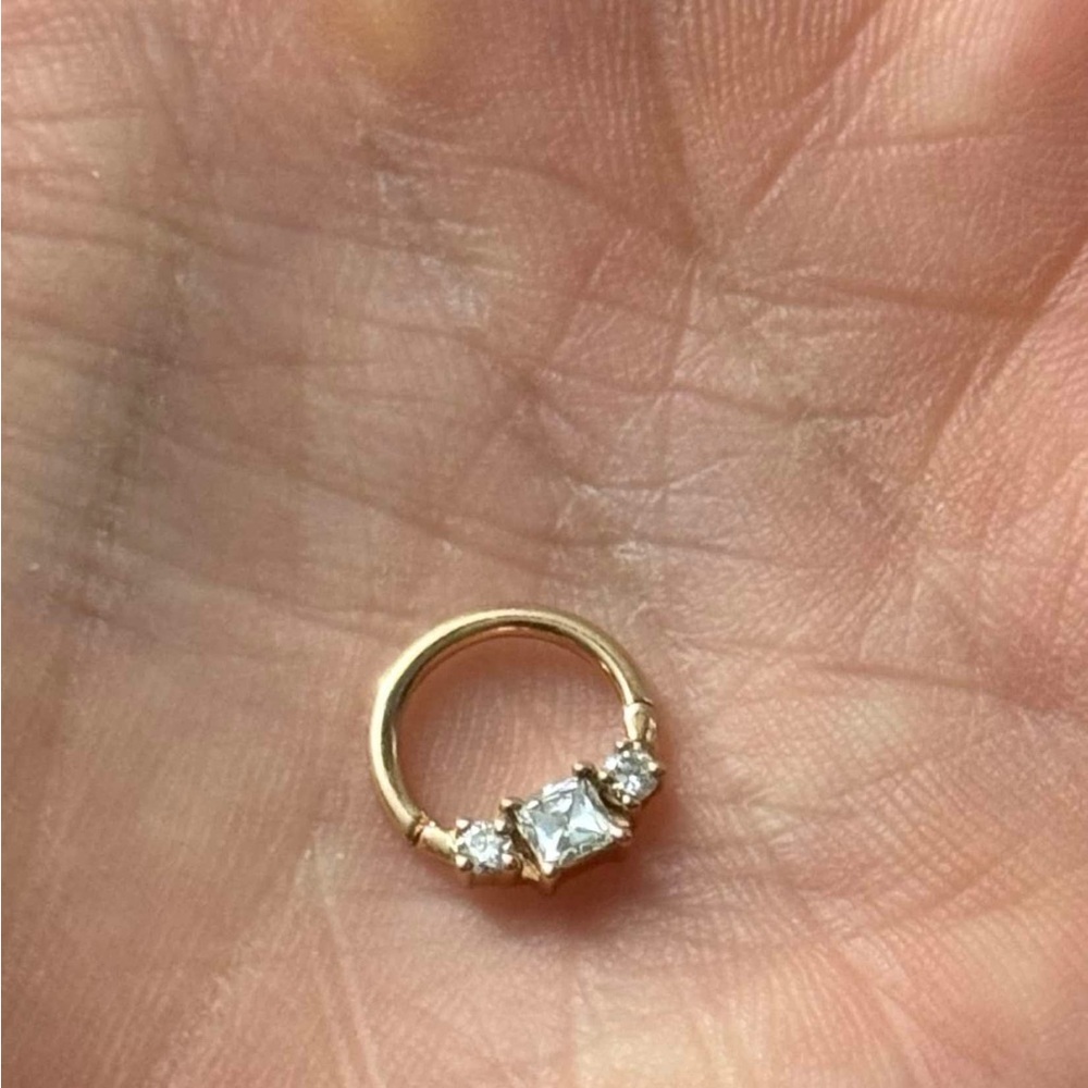 Maria Tash Rose Gold CZ Princess Clicker Ring 16g 5/16” - Picture 5 of 5